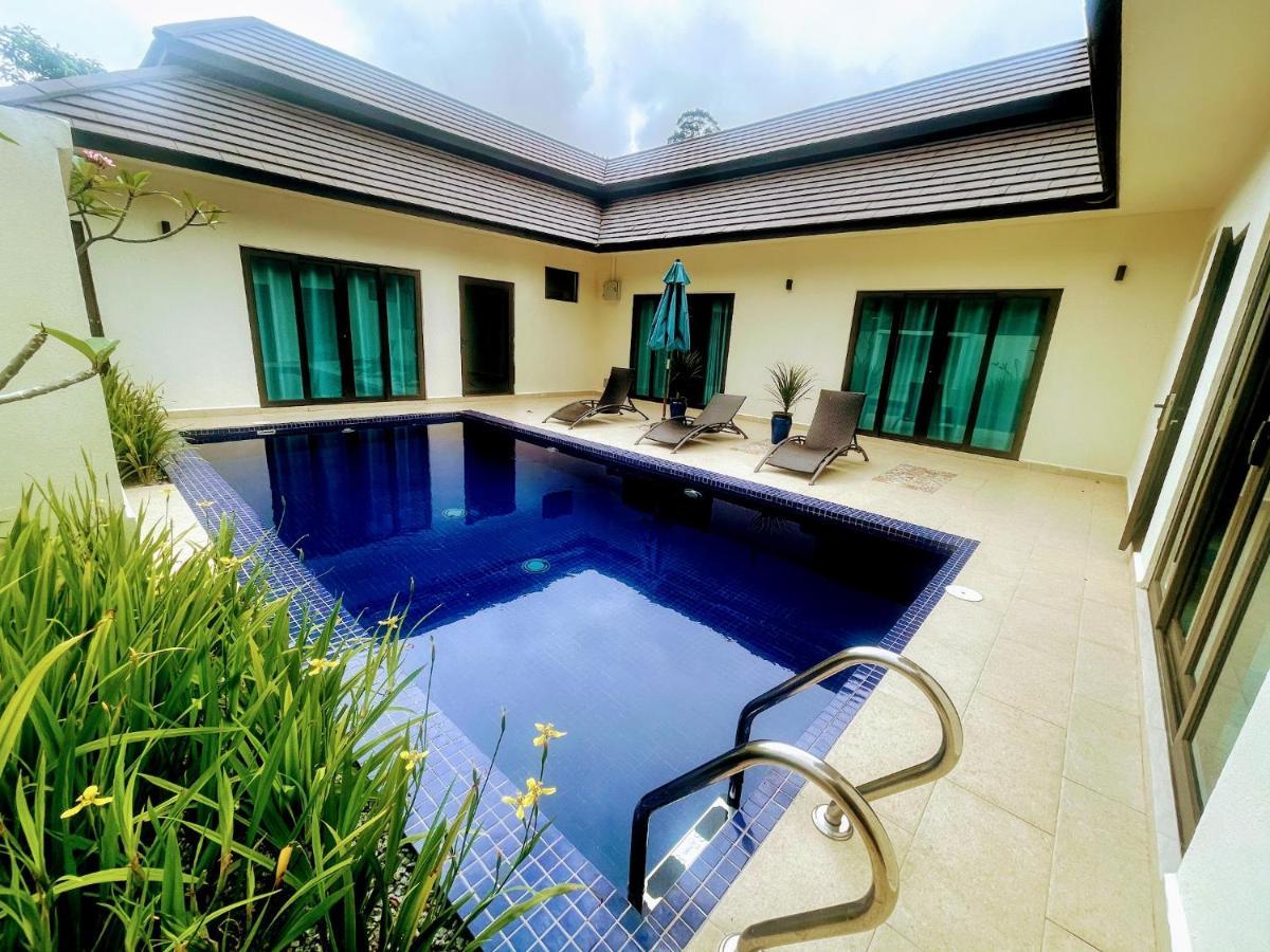 Charis Pool Villa 1 - 3 Bedroom With Private Pool Bentong Extérieur photo